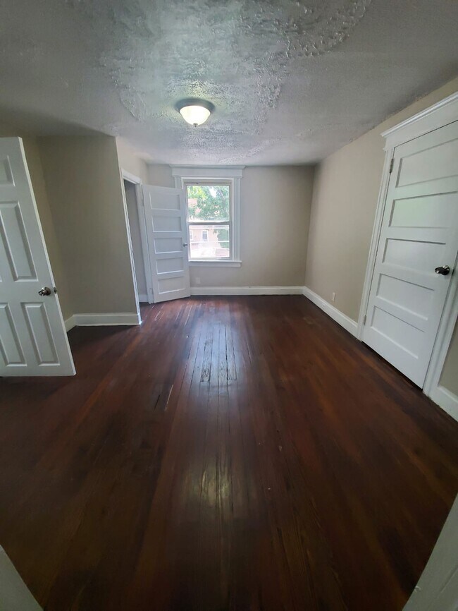 Foto del edificio - 1040 Grove St