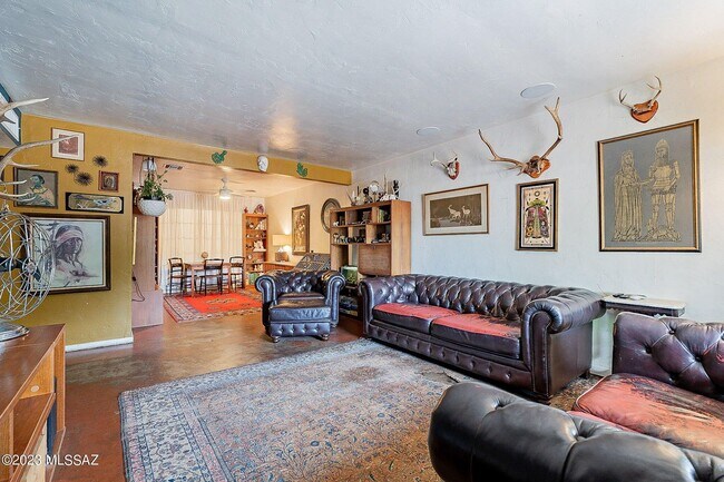 Foto del edificio - Eastside 3 Bedroom Brick Home