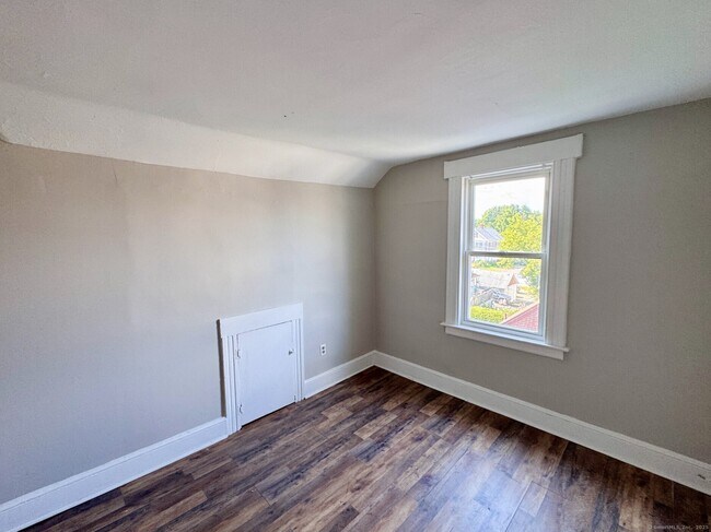 Foto del edificio - 28 French St