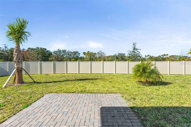 Building Photo - 8044 Gulfstream Ct