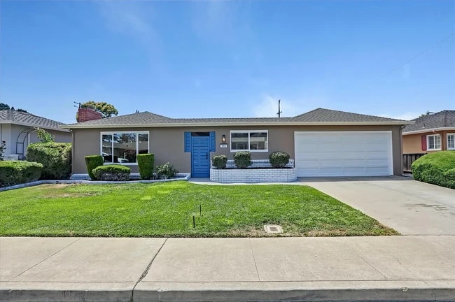 Building Photo - 992 Fairfield Ave