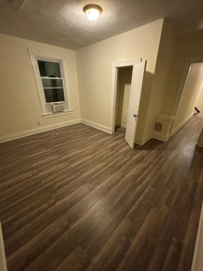 Foto del edificio - 1821 Courtland Ave