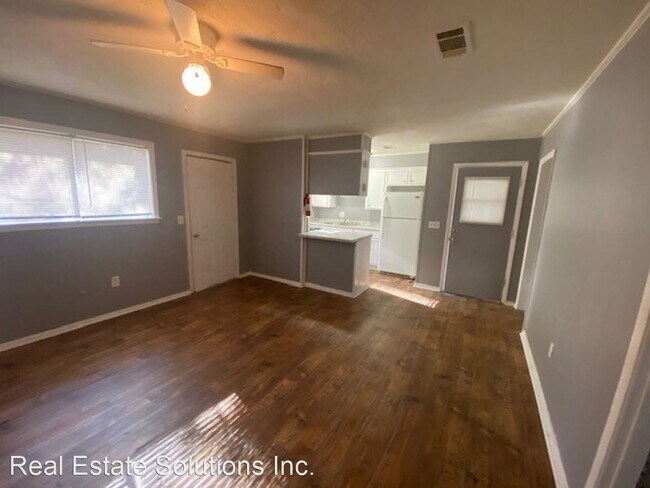 Building Photo - 3 br, 1.5 bath House - 110 Glendale Street