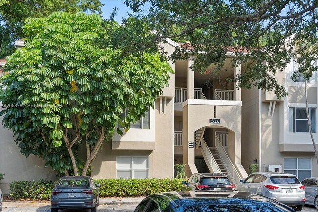Foto del edificio - 1725 Palm Cove Blvd