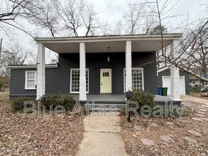 Building Photo - 4716 School St