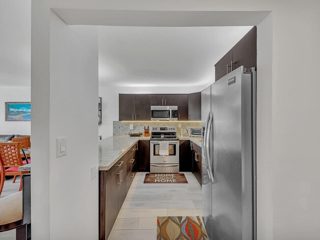 Foto del edificio - 1421 S Ocean Blvd