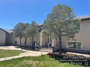 Building Photo - 689 E Laporte Dr