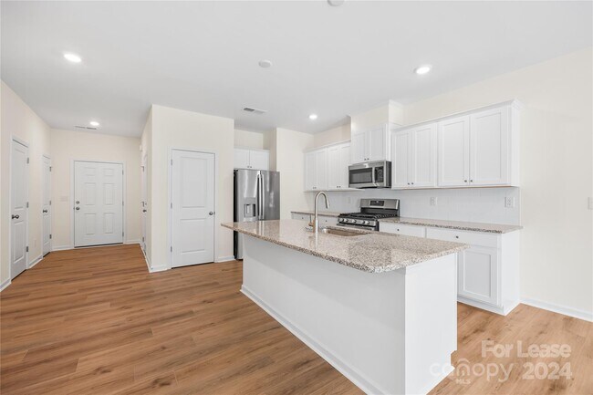 Building Photo - 2765 Yeager Dr NW