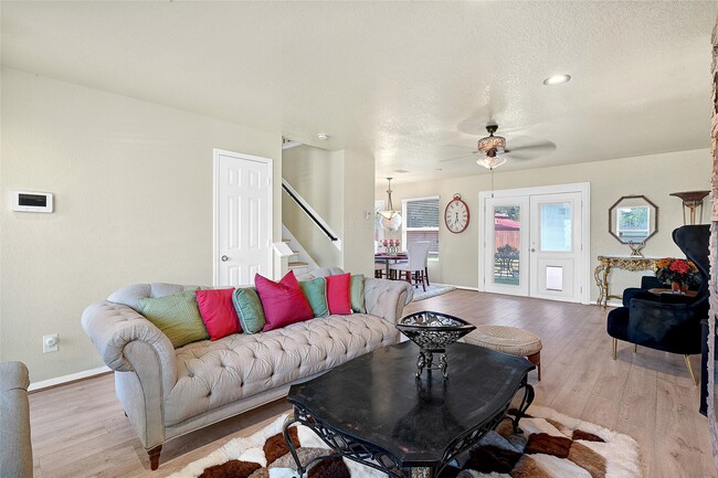 Building Photo - 16107 Sheldon Ridge Way