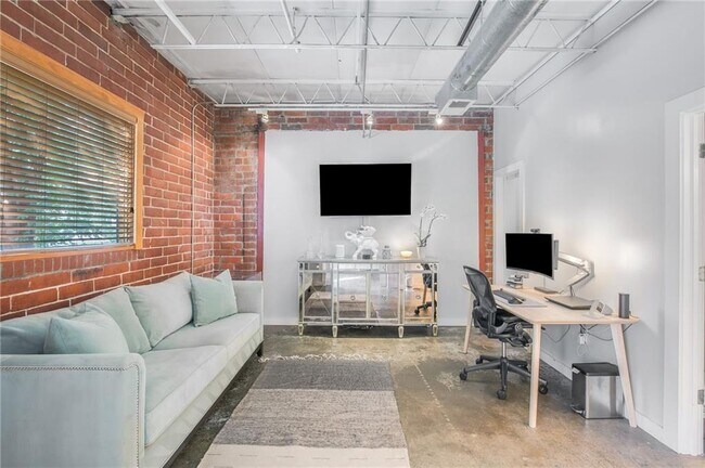 Foto del edificio - 174 Chester Ave SE
