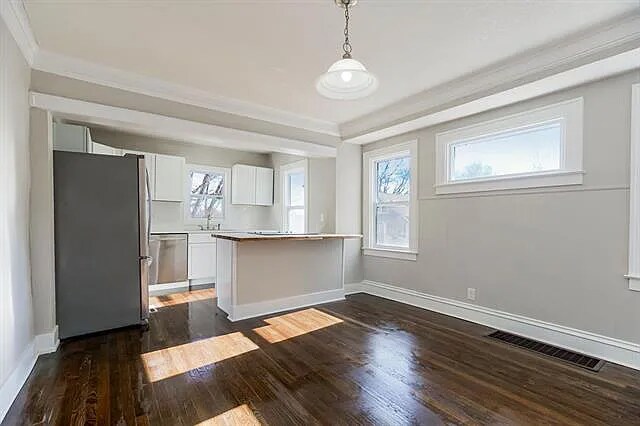 Foto del edificio - 3347 Bales Ave