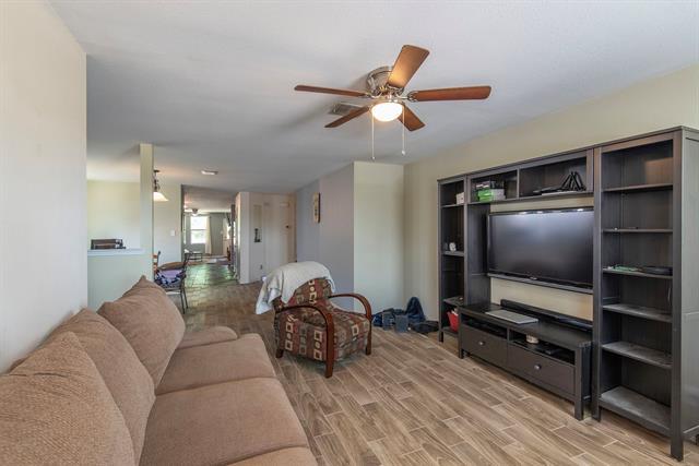 Foto del edificio - 12667 Vandelia St