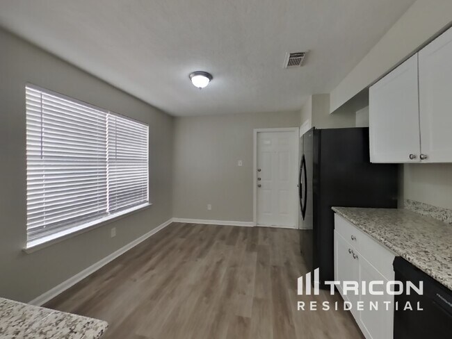 Foto del edificio - 8610 Orchard Ridge Ln