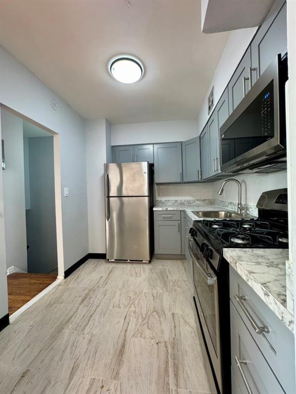 Foto del edificio - 1425 E 80th St