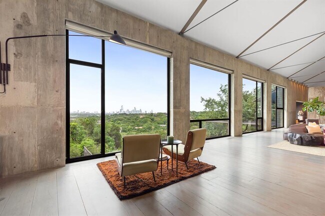 Foto del edificio - 3200 Stratford Hills Ln