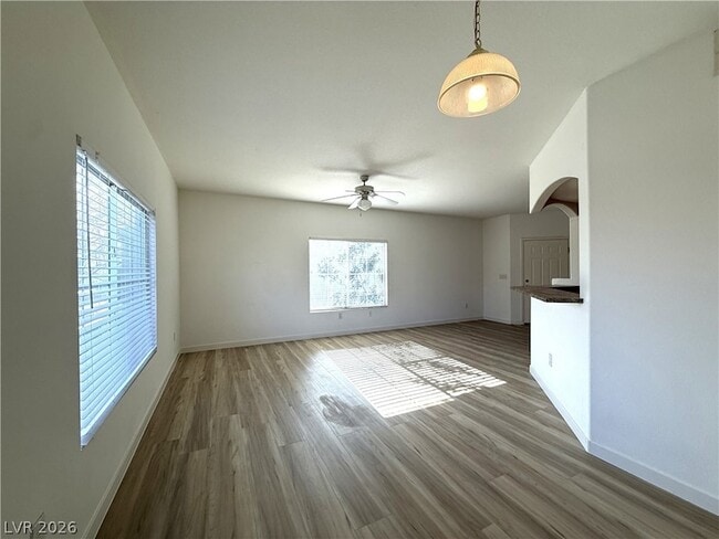 Building Photo - 6160 Rumrill St
