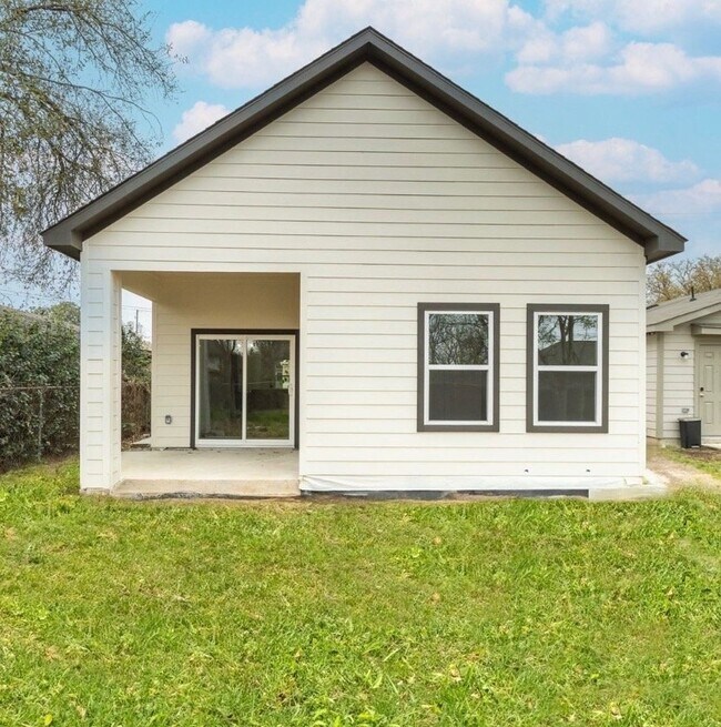 Photo - 7830 Nashville St House