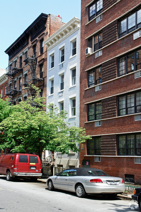 Building Photo - 217 W 15th St