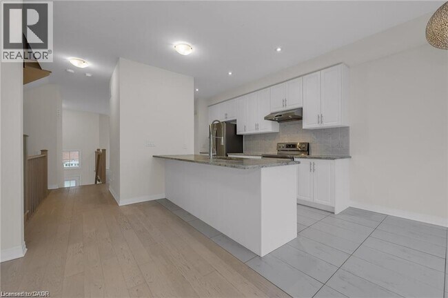 Building Photo - 4086 Canby St