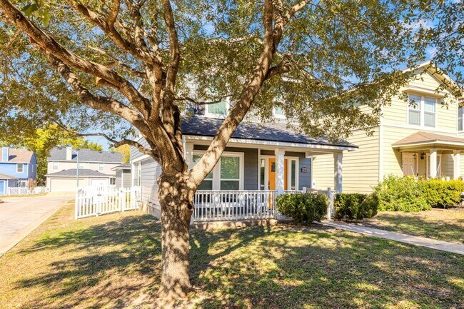 Foto del edificio - 284 Michaelis Rd