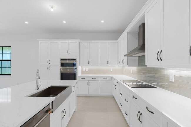 Building Photo - 3089 Safflower Cir
