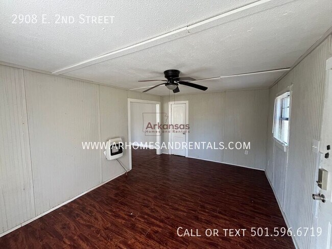 Foto del edificio - 2908 E 2nd St