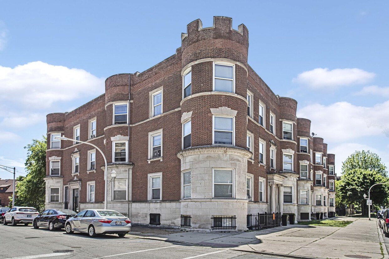 Primary Photo - 1029 E 41st St