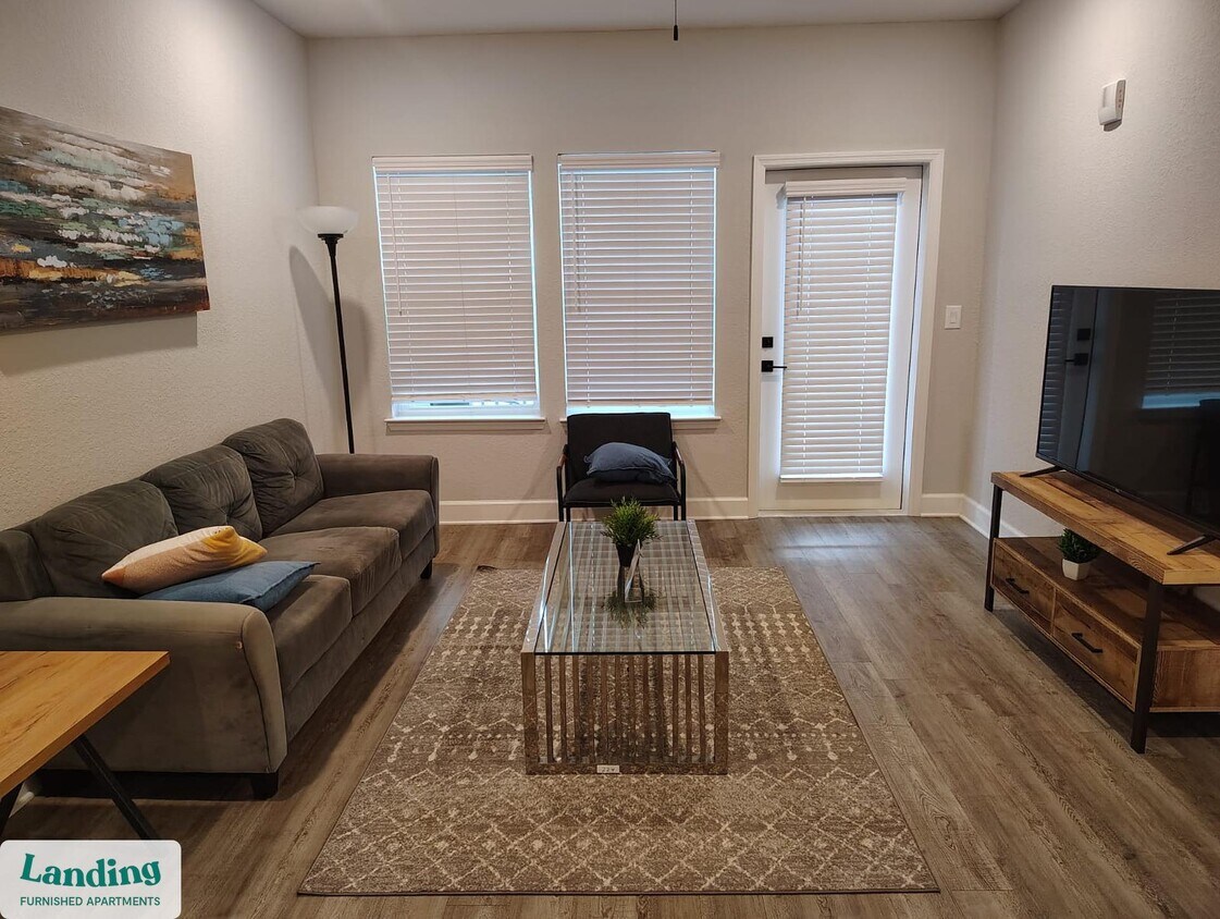 Foto principal - 120 NW 148th Terrace
