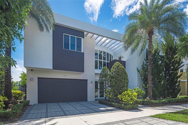 Photo - 7515 NW 99th Ave House