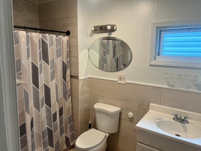 Foto del edificio - 162 Hickory St