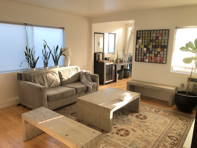 Building Photo - 3412 Helms Ave