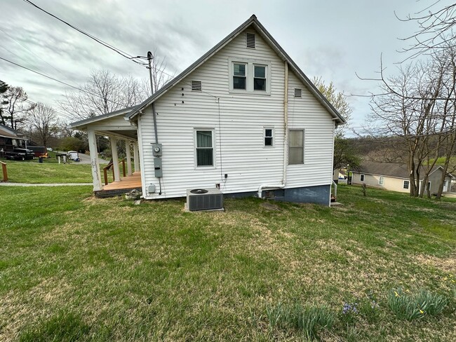 Foto del edificio - Nice 3 Bedroom, 1 Bathroom Home in Radford!