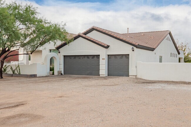 Foto del edificio - 10335 N Tall Cotton Dr