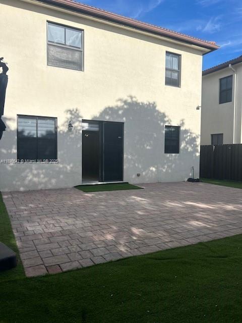 Foto del edificio - 8660 NW 101st Pl