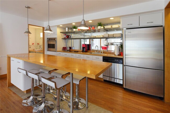 Foto del edificio - 1754 Meridian Ave