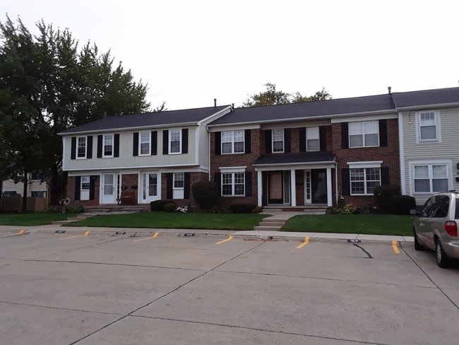 Building Photo - 36420 Park Place Dr