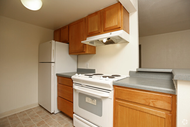 1BR, 1BA - 600 SF - Riverbend City Apartments