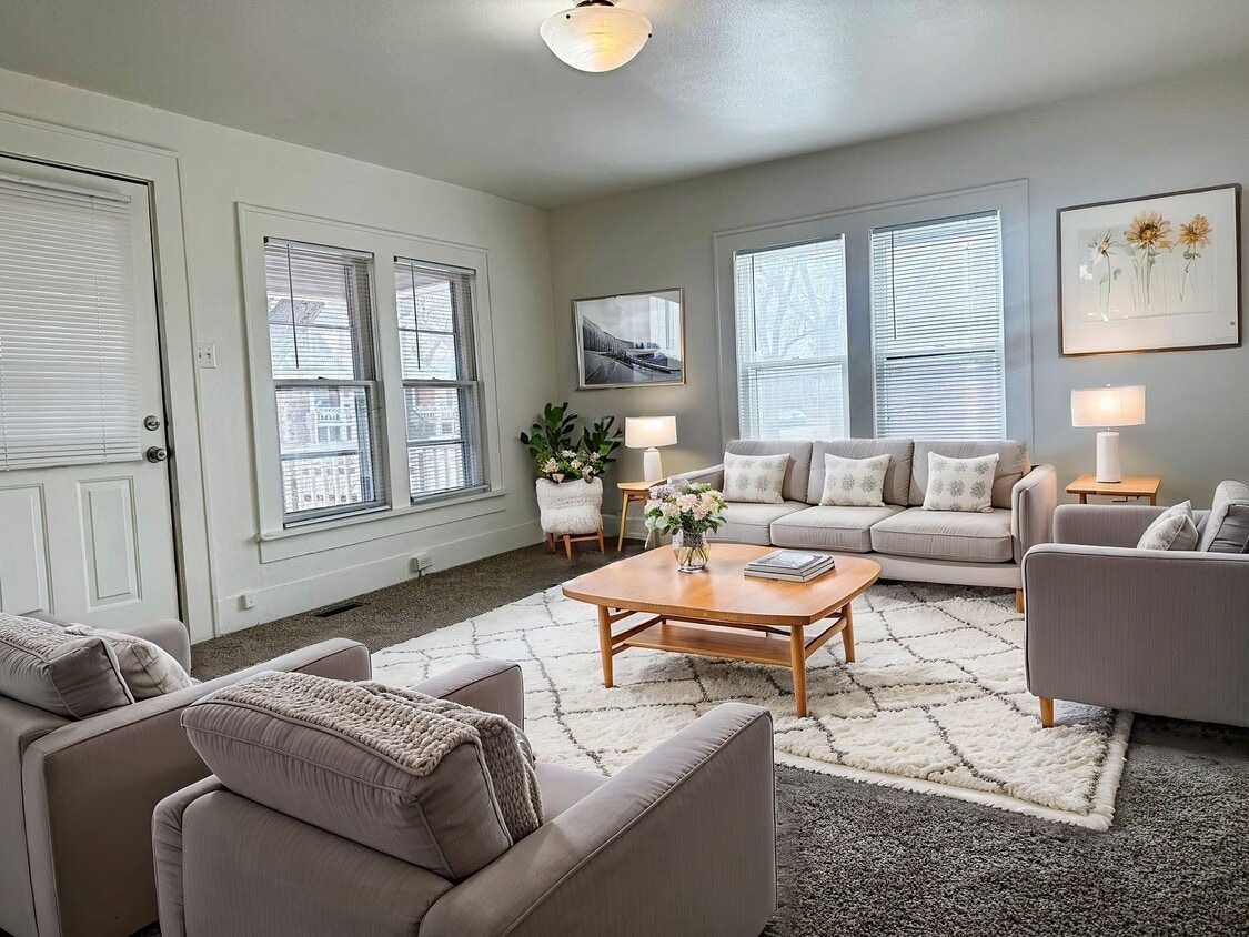 1701 W. Kiowa- - 1701 W. Kiowa-
