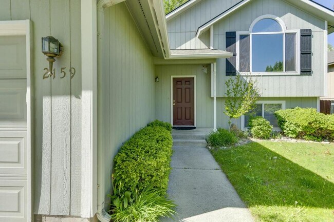 Foto del edificio - 2159 W Shawna Ave.