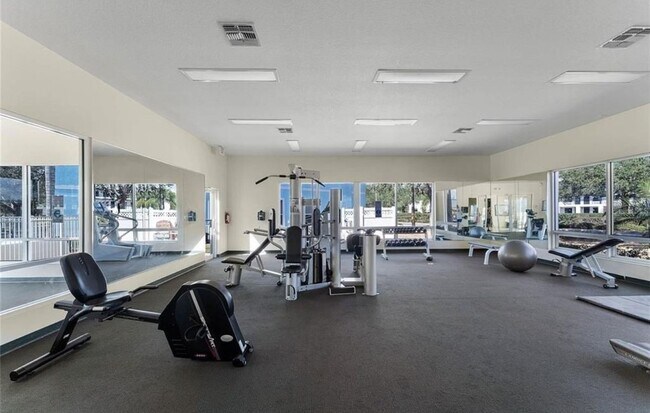 Foto del edificio - 3143 Sun Lake Ct