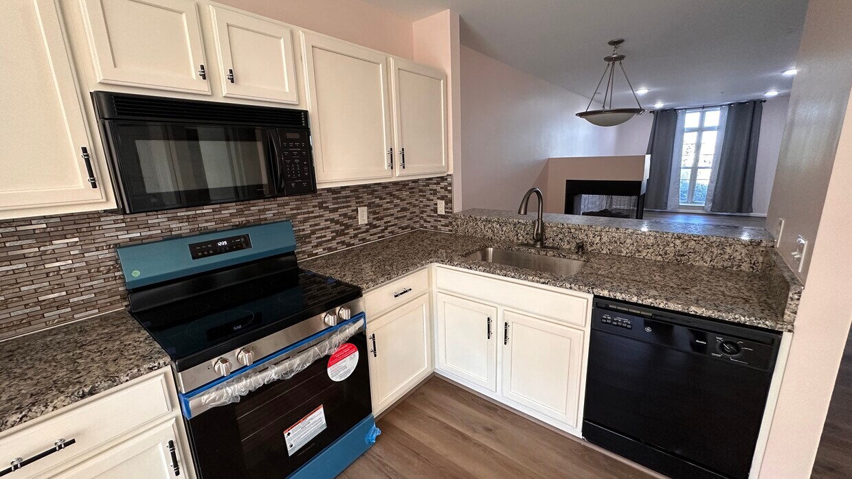 Foto principal - 1510 Devon Ln