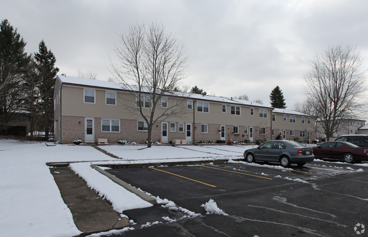 Building Photo - Mertensia Townhomes