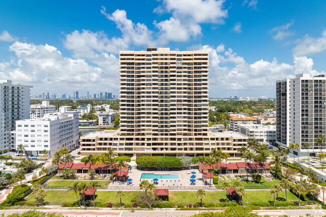 Building Photo - Club Atlantis Condominiums