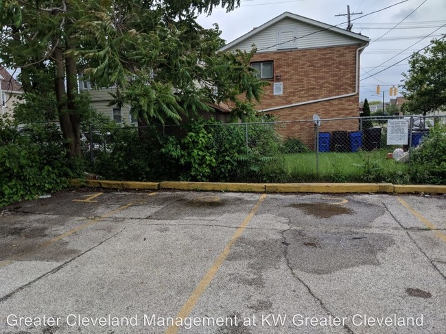 Building Photo - 4110 Storer Ave