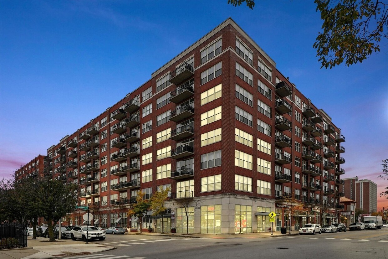 Foto principal - 6 S Laflin St