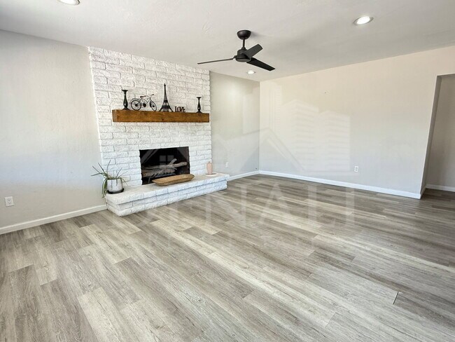 Foto del edificio - 3617 S Siesta Ln