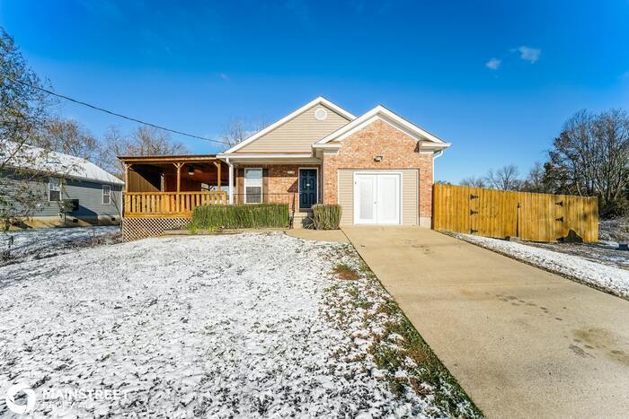 Foto principal - 190 7th Ave, Shepherdsville, KY 40165