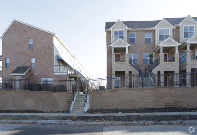 Foto del edificio - Rose Hill Townhomes