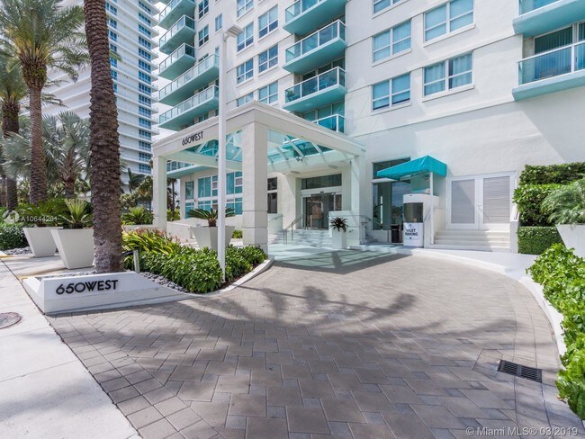 Foto del edificio - 650 West Ave