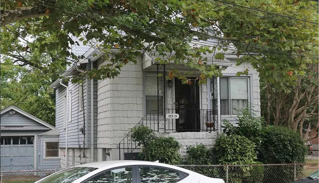 16515 Union Tpke Un, Queens, NY 11366 House Rental in Queens, NY